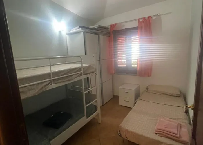 Veranda Sul Mare , I Pini Apartment