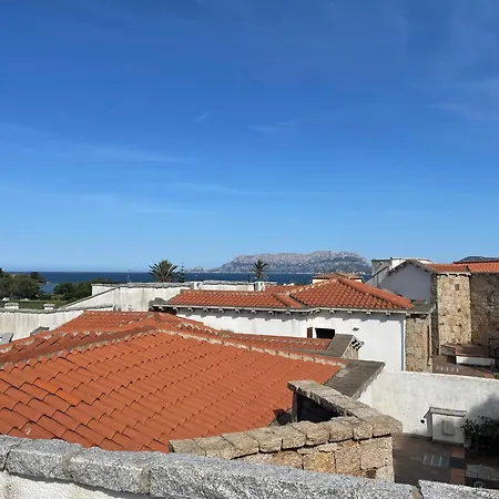 Veranda Sul Mare , I Pini *